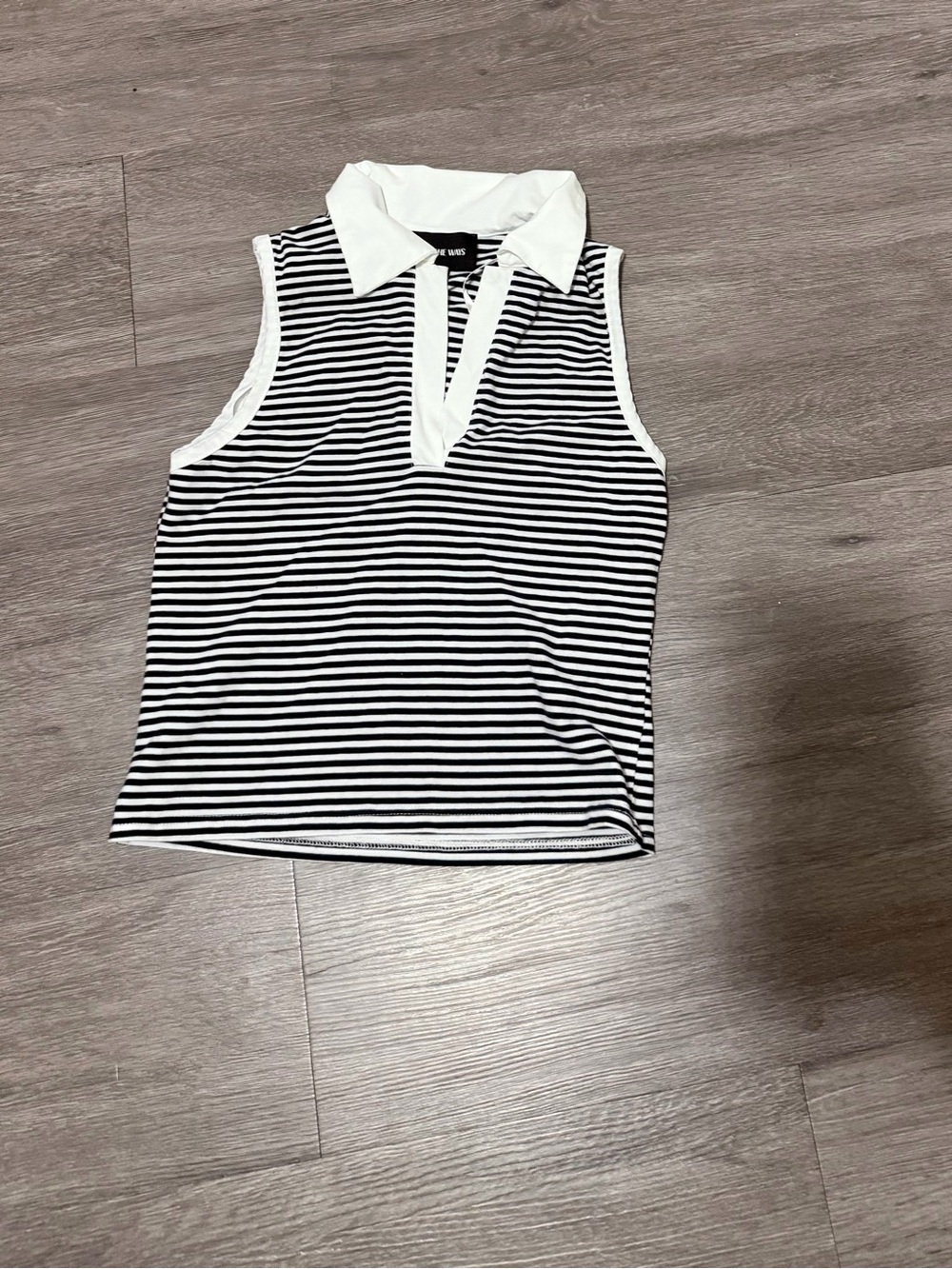Striped Sleeveless Polo Tank Top - Black & White